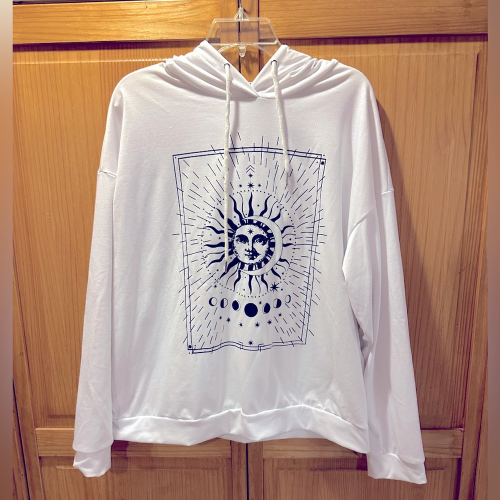 ZAFUL White Sweatshirt